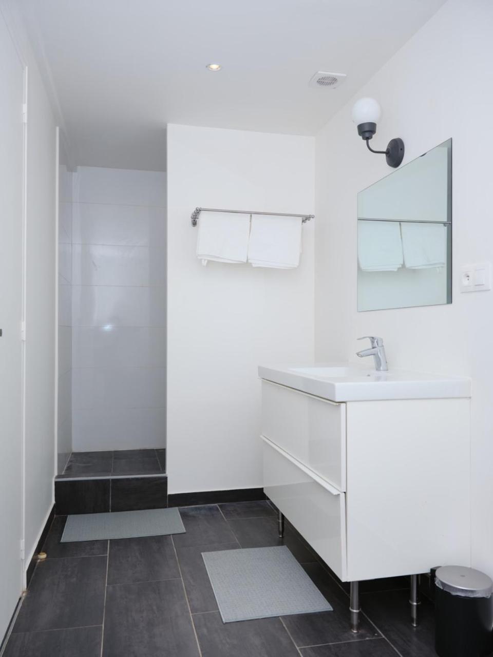 Chic & Bel Appart Familiale Paris, Porte D'Ivry Apartment Exterior photo